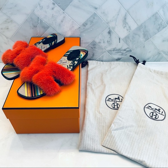 AUTHENTIC LIMITED EDITION HERMES ORAN FUR SLIDES - Picture 6 of 11